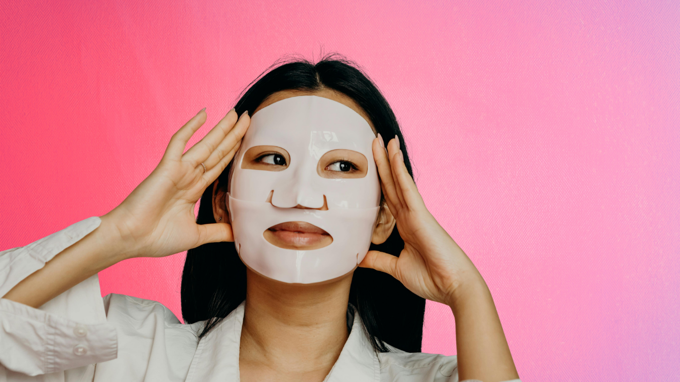 Hydrogel face mask